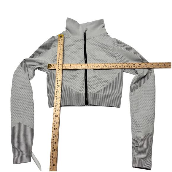 Workout Half Zippy Jacket Size Small - Picture 3 of 3